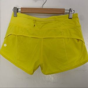 Lululemon Athletica Speed Shorts, Running Short, Yellow Size 4